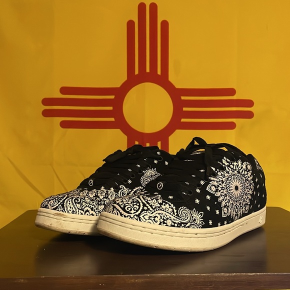 ‘Es skate shoes Accel og bandana size 9.5 - Picture 2 of 5